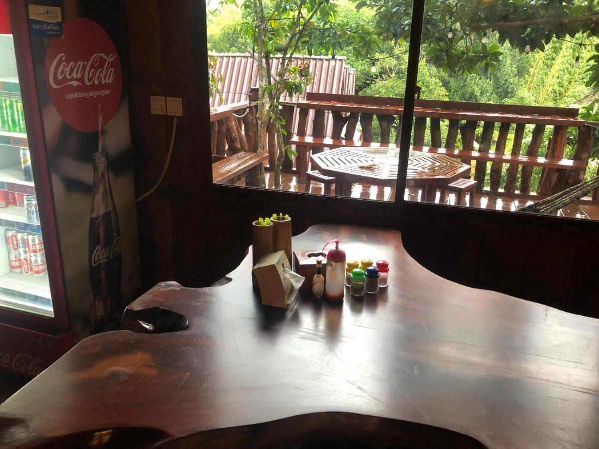 Mondulkiri Pizza Bungalows Senmonorom Exterior photo