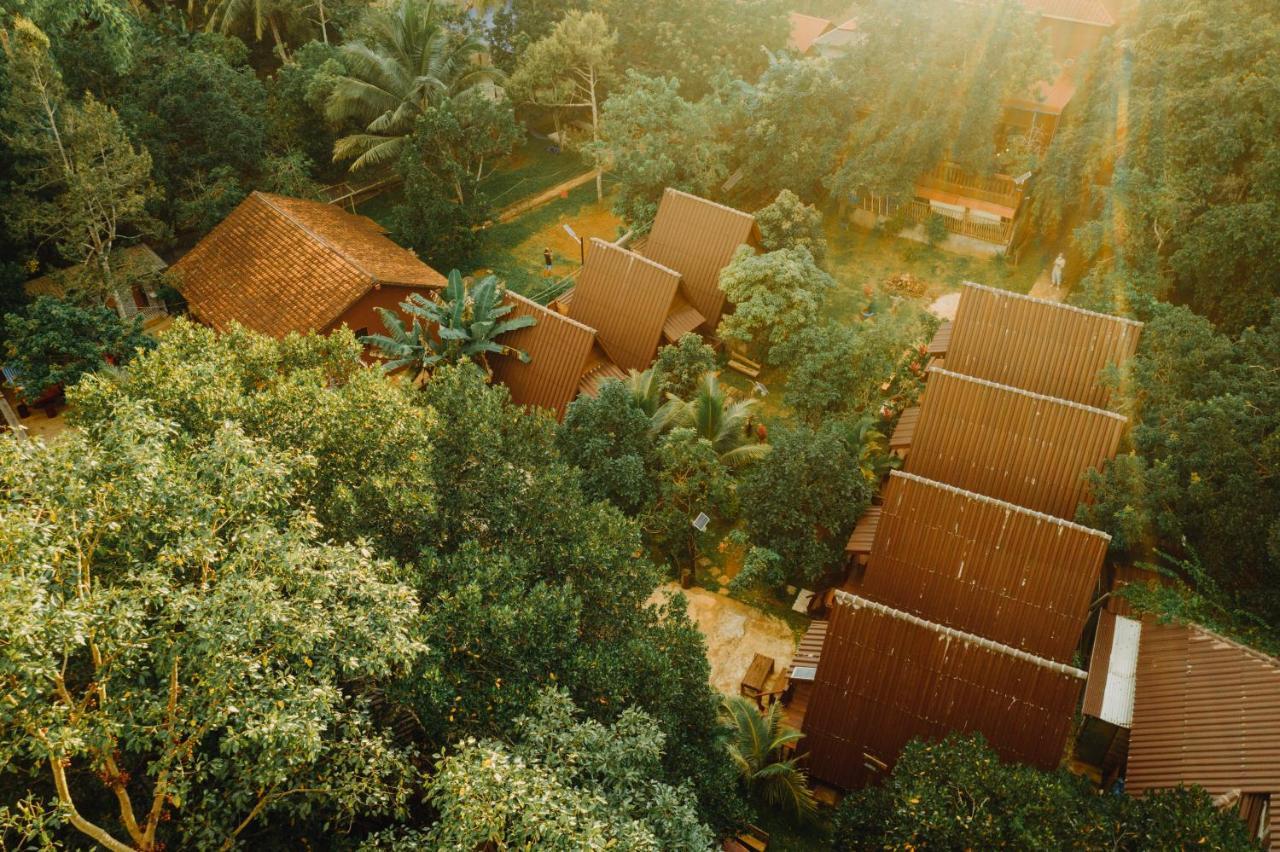 Mondulkiri Pizza Bungalows Senmonorom Exterior photo
