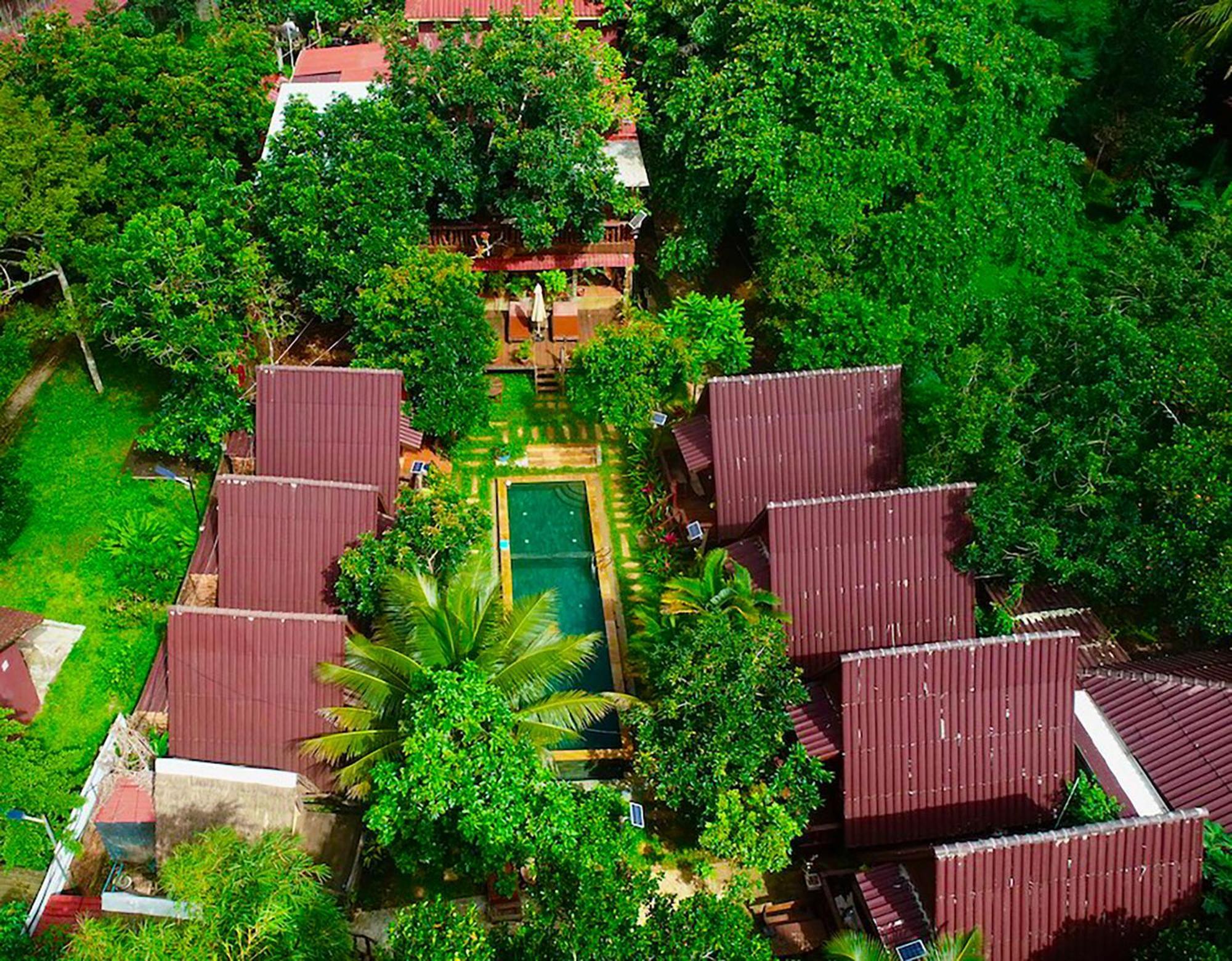 Mondulkiri Pizza Bungalows Senmonorom Exterior photo