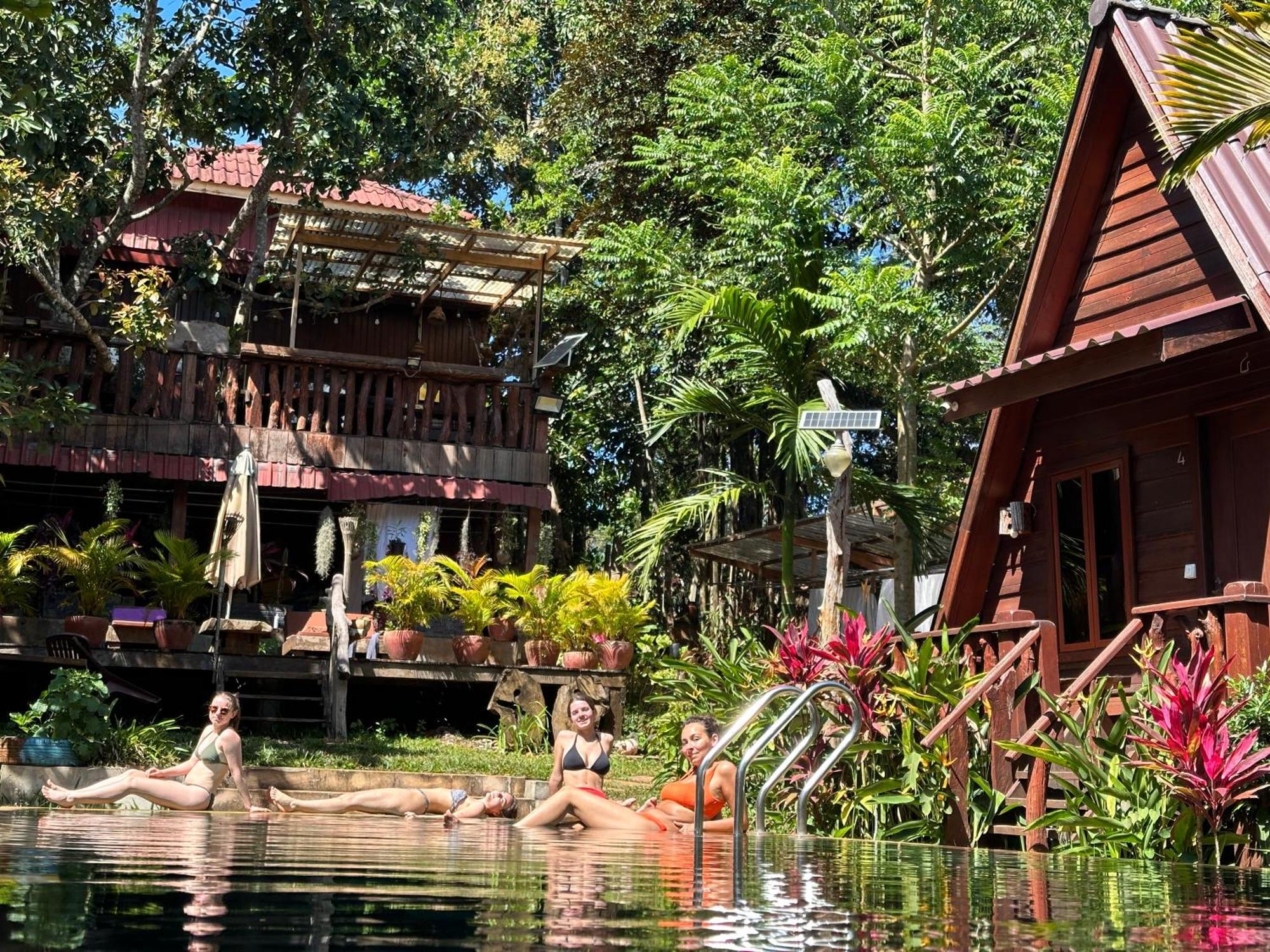 Mondulkiri Pizza Bungalows Senmonorom Exterior photo