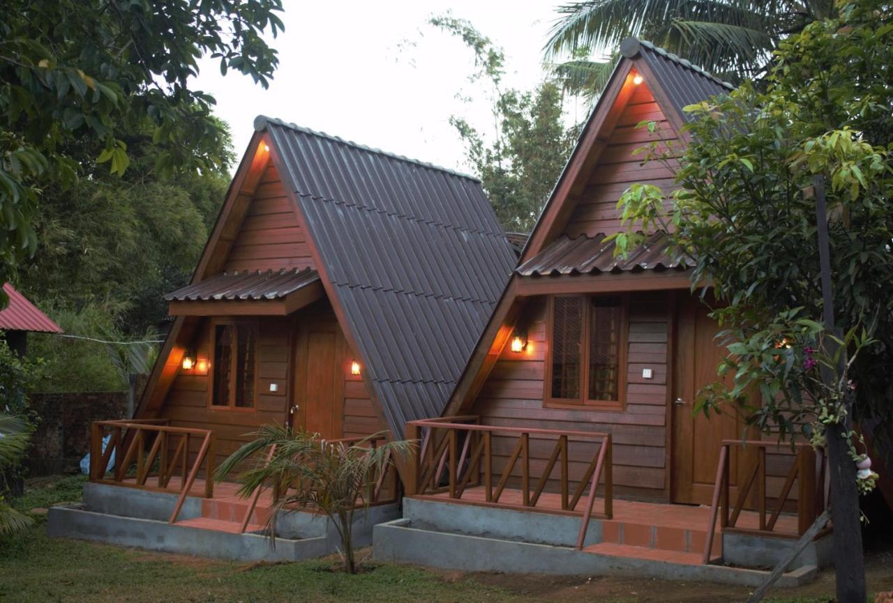 Mondulkiri Pizza Bungalows Senmonorom Exterior photo